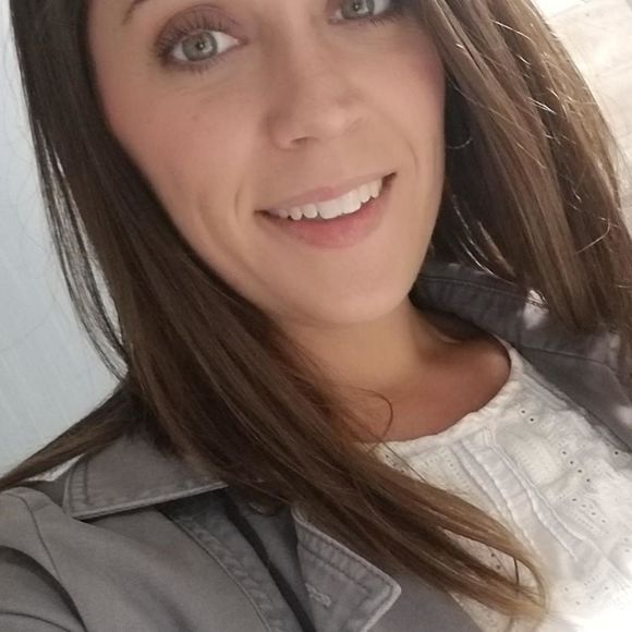 Meet your Posher, Molly - Picture 1 of 1